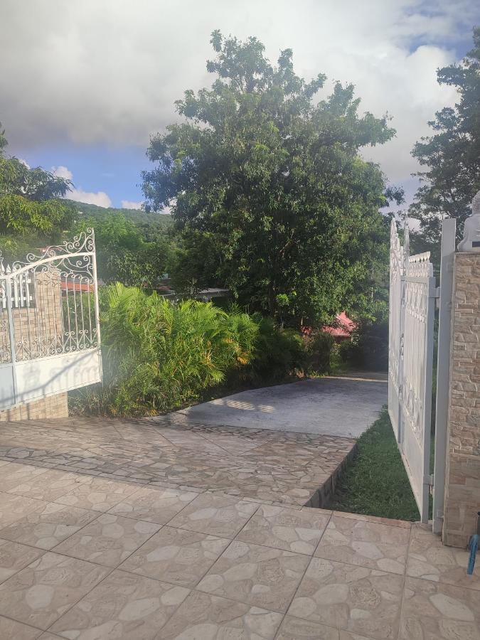 Villa Bebelos Pointe-Noire Luaran gambar