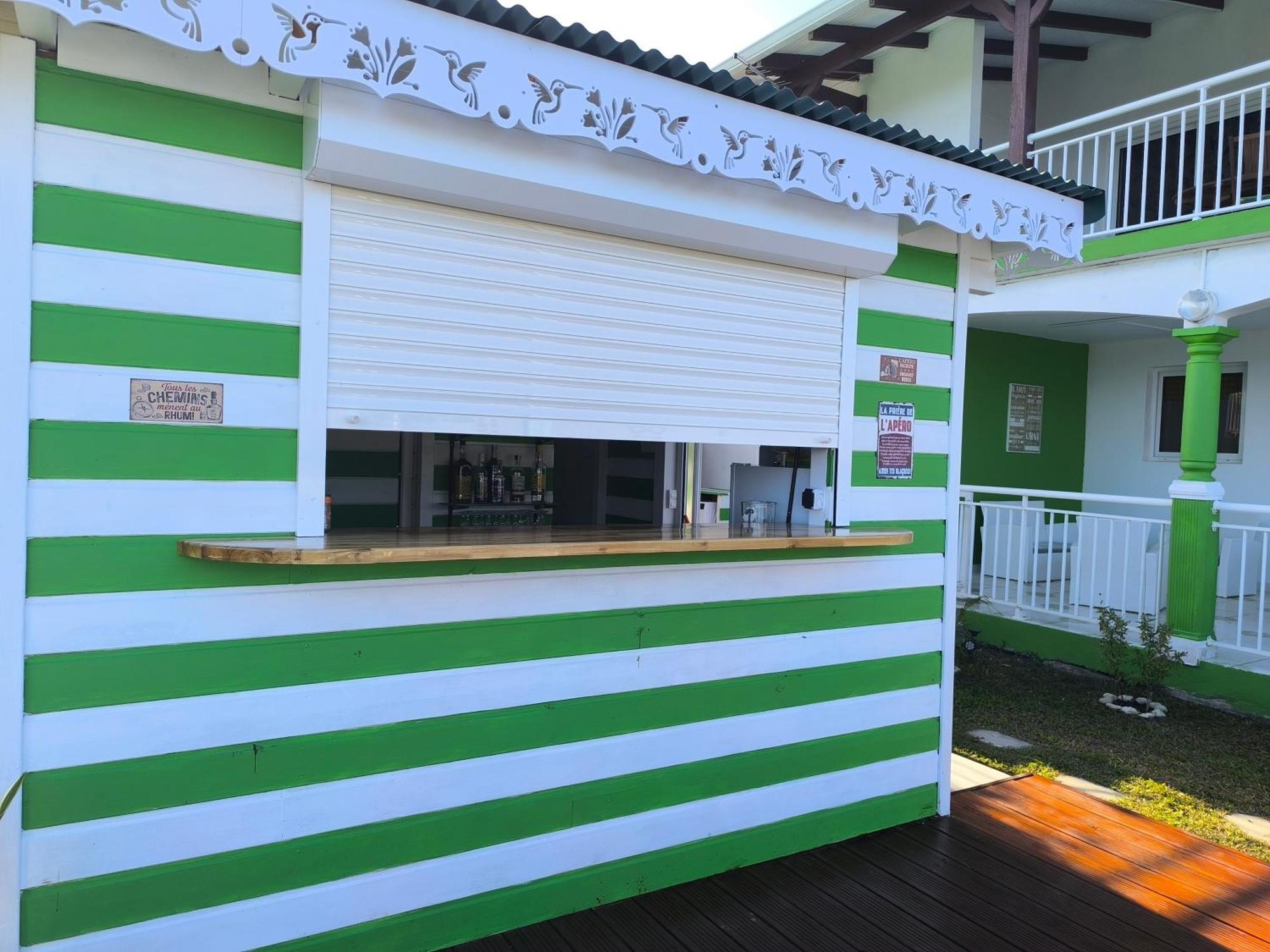 Villa Bebelos Pointe-Noire Luaran gambar